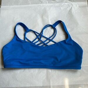 Lululemon sport top size 12pre owned.